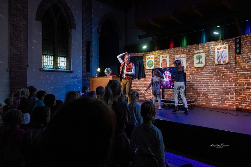 Huub-Cooijmans-de-magische-klas